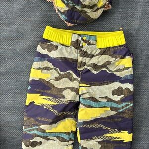 Patagonia Neon Yellow and Black SnowPants and Cap 3T